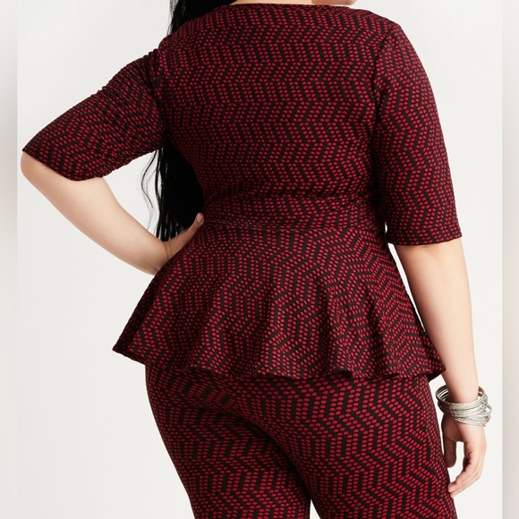 NeverWorn 26/28 & 22/24 Red/Blk Peplum Knit Top & Matching High Waisted Leggings - Picture 3 of 9